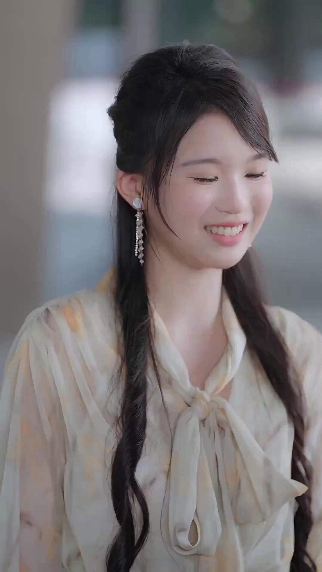 (Synchro) Ring fort, Krone zurück