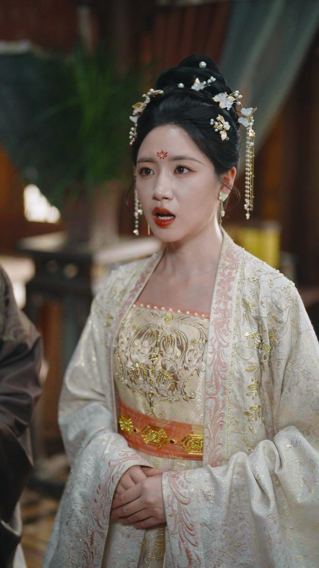 แค้นนางพญาทะลุฟ้า