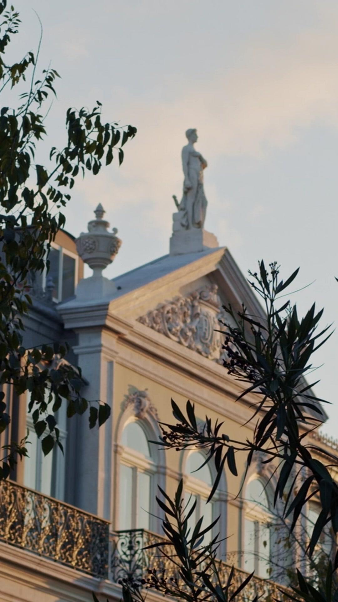 Oops! My Rehab Therapist is My First Love! 