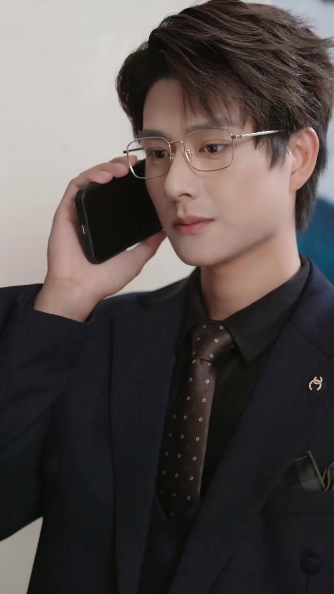 Bos, Jangan Cerai Dulu!