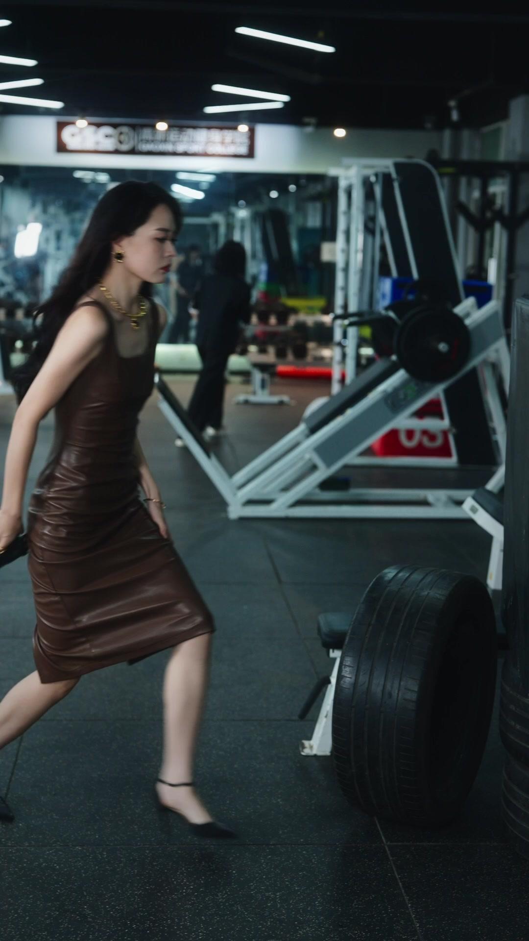  Ratu Perang Terlahir Kembali