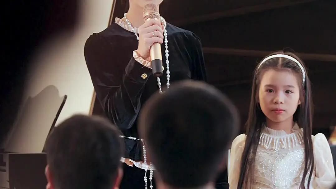 Divorced Diva’s Glorious Encore: When Silence Sings Louder Than Notes