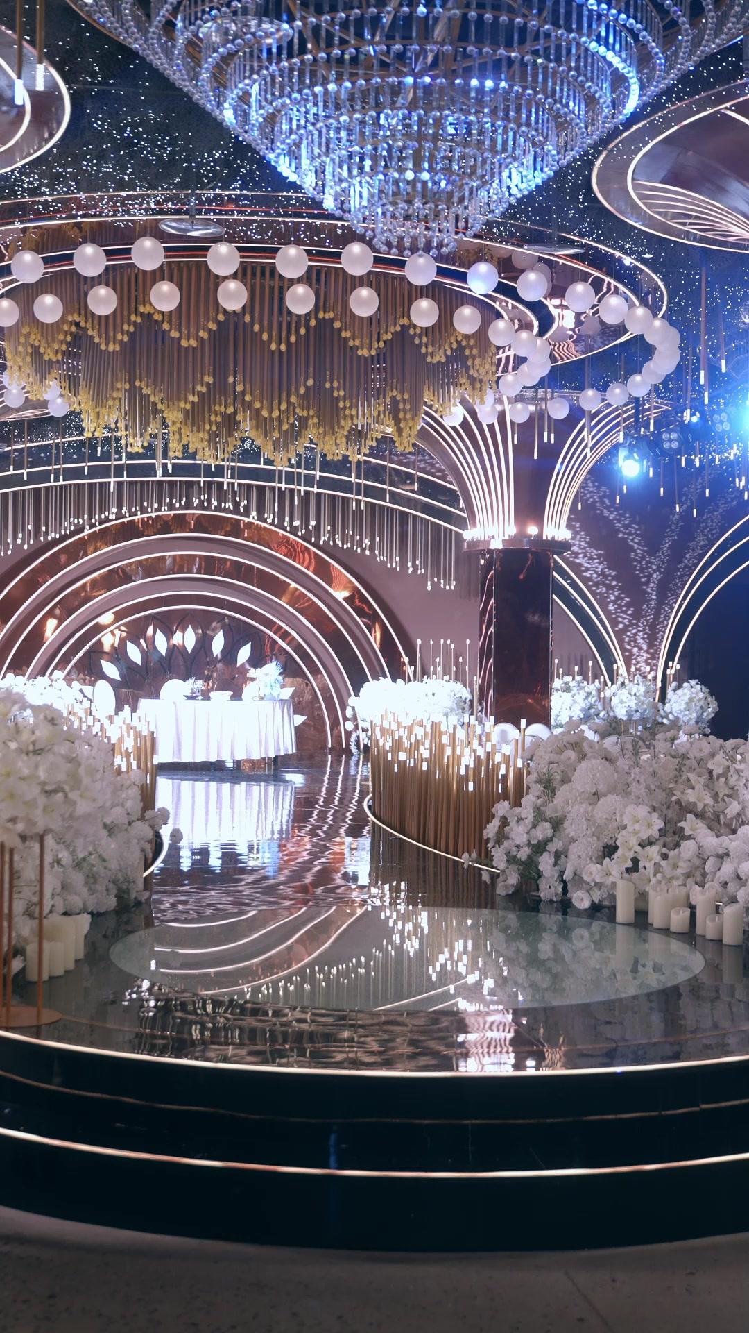 The Billionaire Disguises to Claim Me?