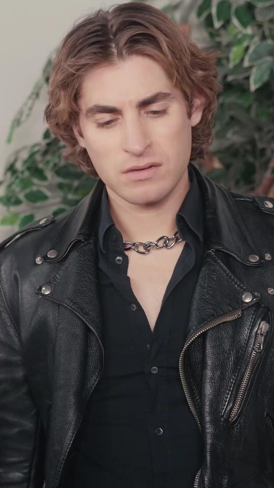 (Dublagem)30 Anos Congelada, 3 Irmãos se Arrependem