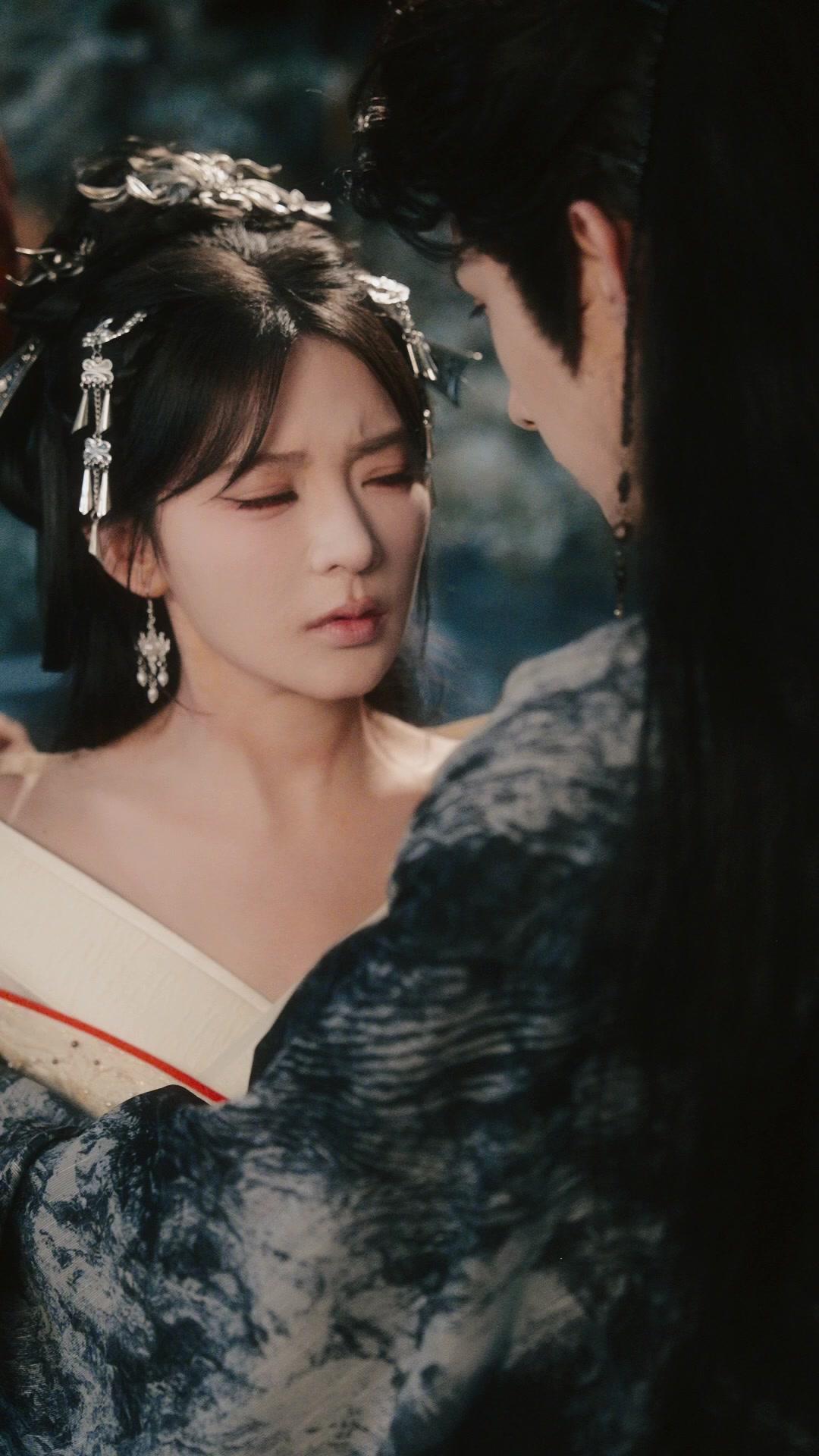 ¡Maté al emperador que levanté!