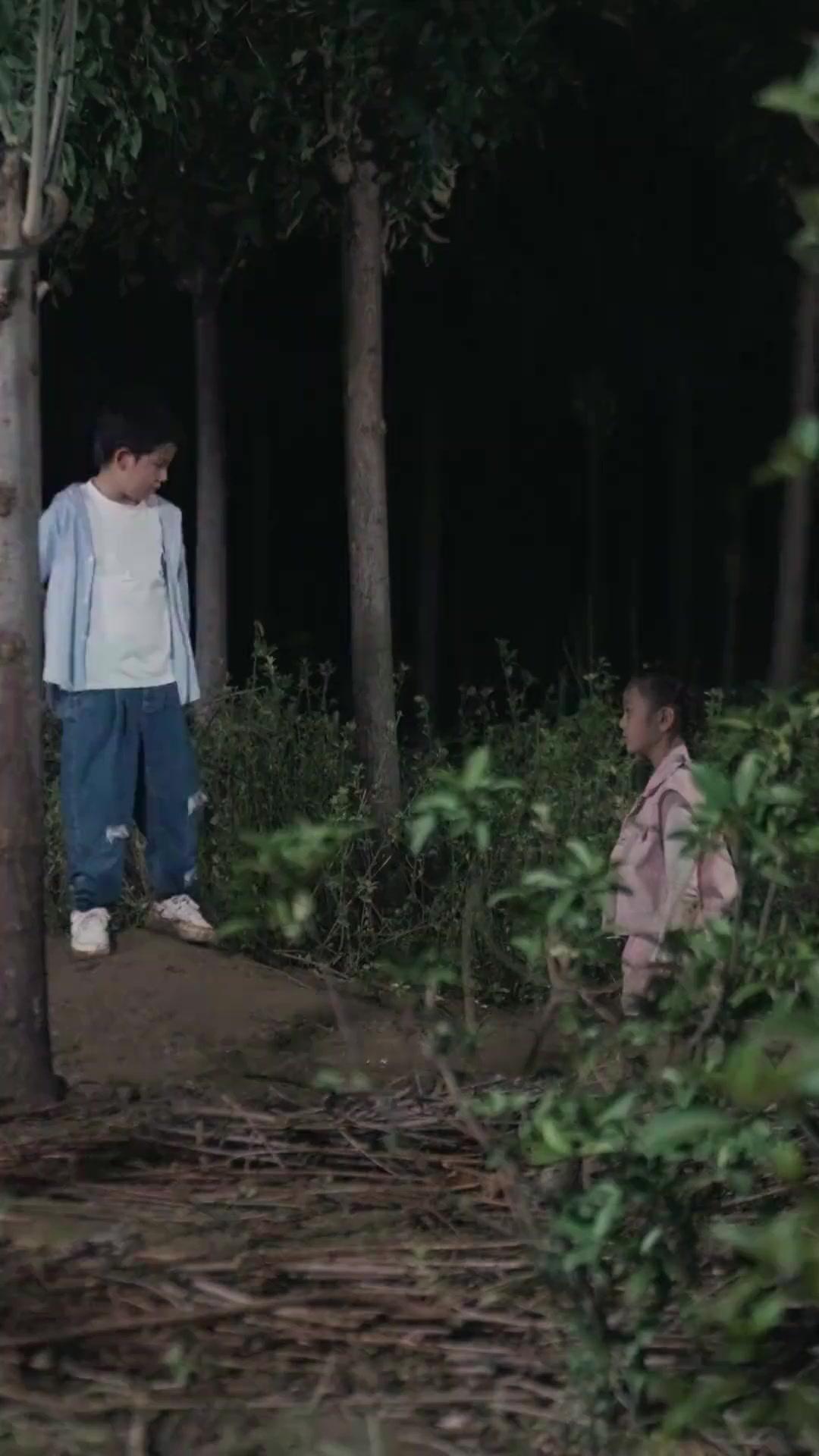 怪力少女 x 天才少年