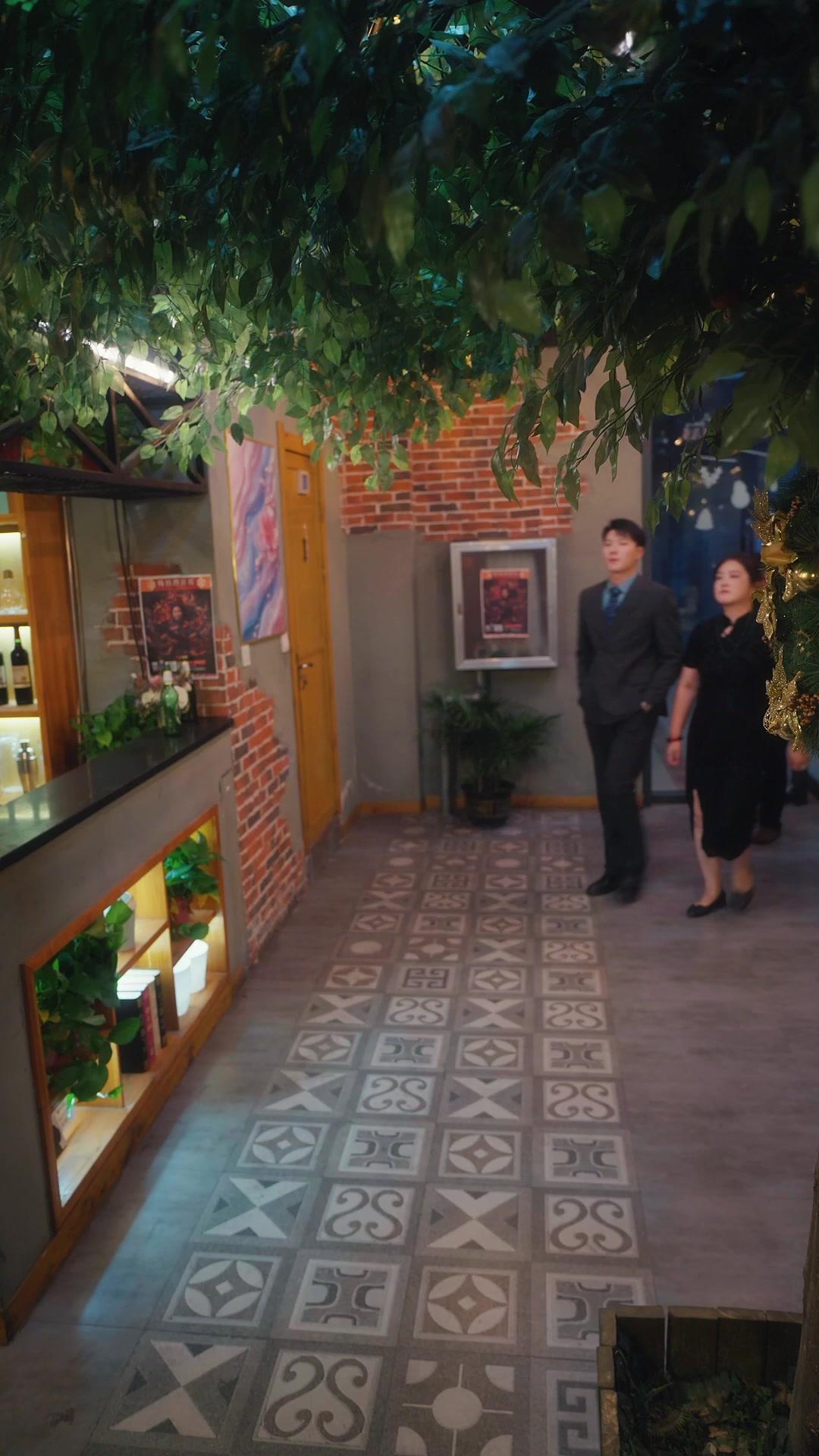 Vende marido, despegó la vida