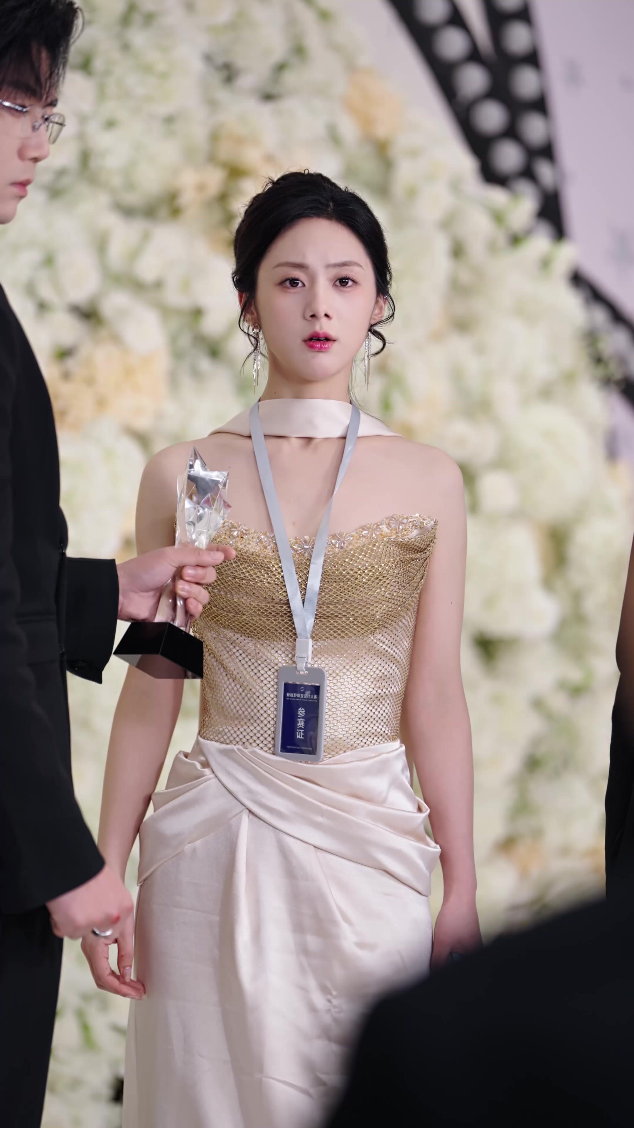 撩到個大佬，他超會撐腰的