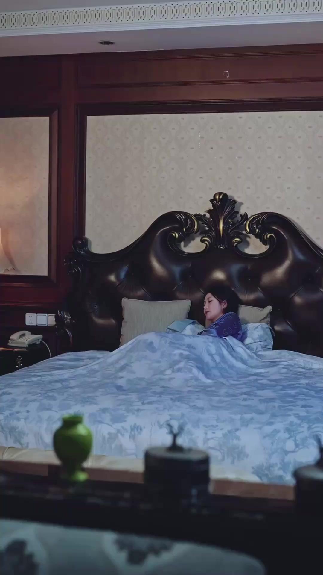 Putra bintang selamatkan ibu