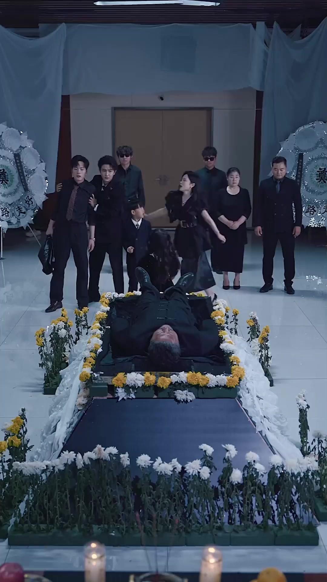 (Dubbed)My Grandma Came Back as a Kid!