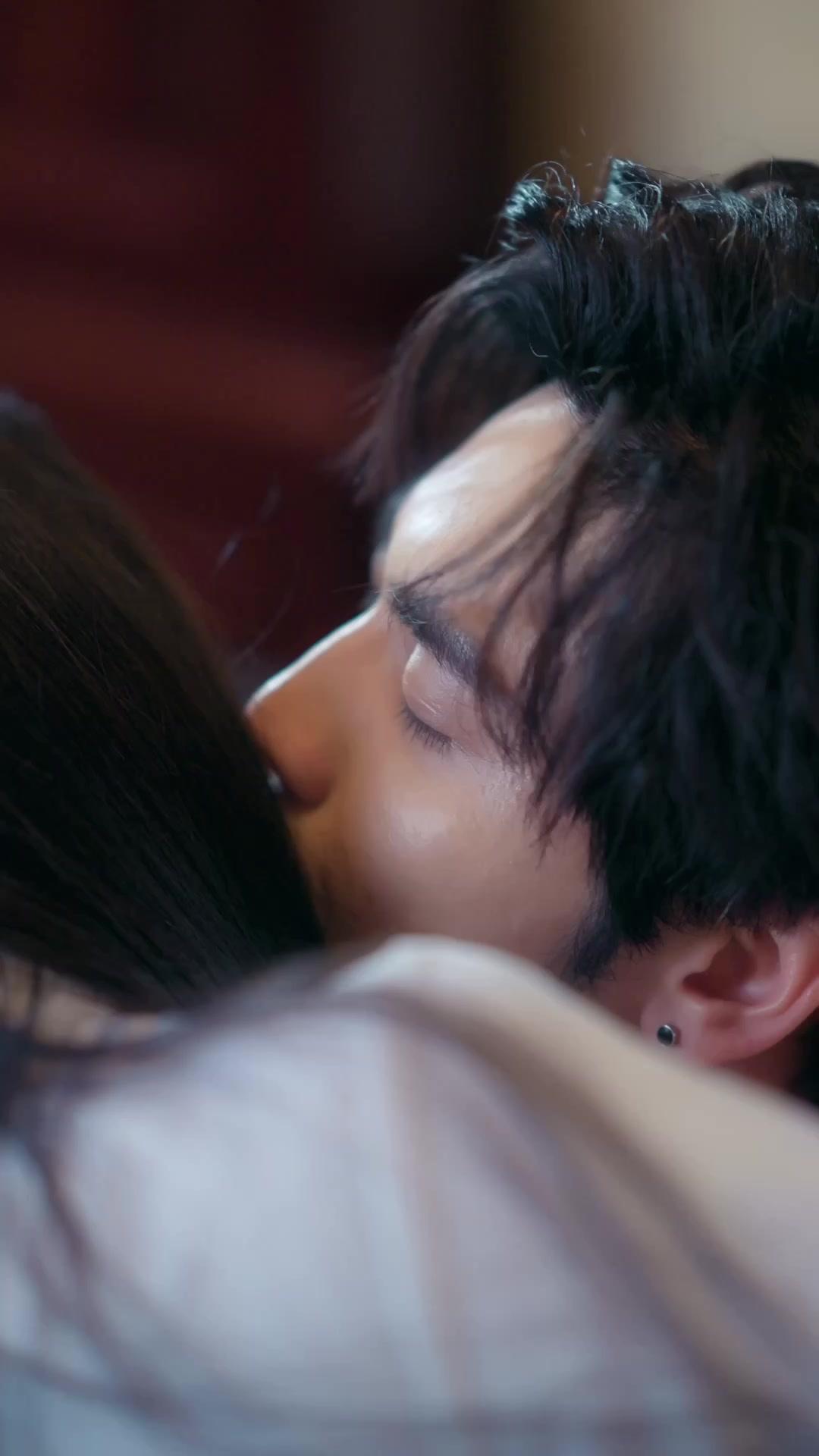 黑幫大佬的臥底甜心