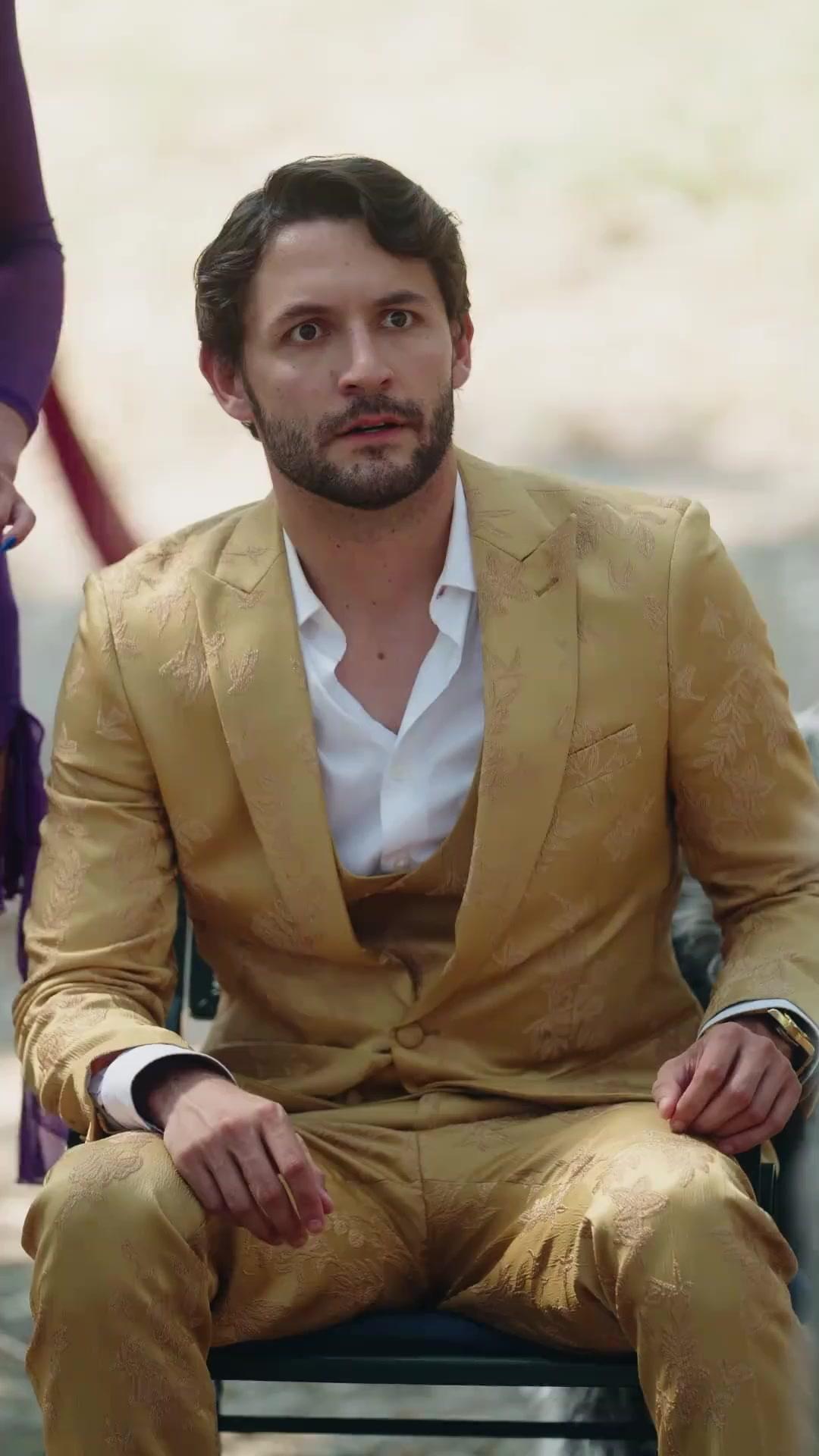 Alfas ao Serviço da Rainha do Lobo Branco