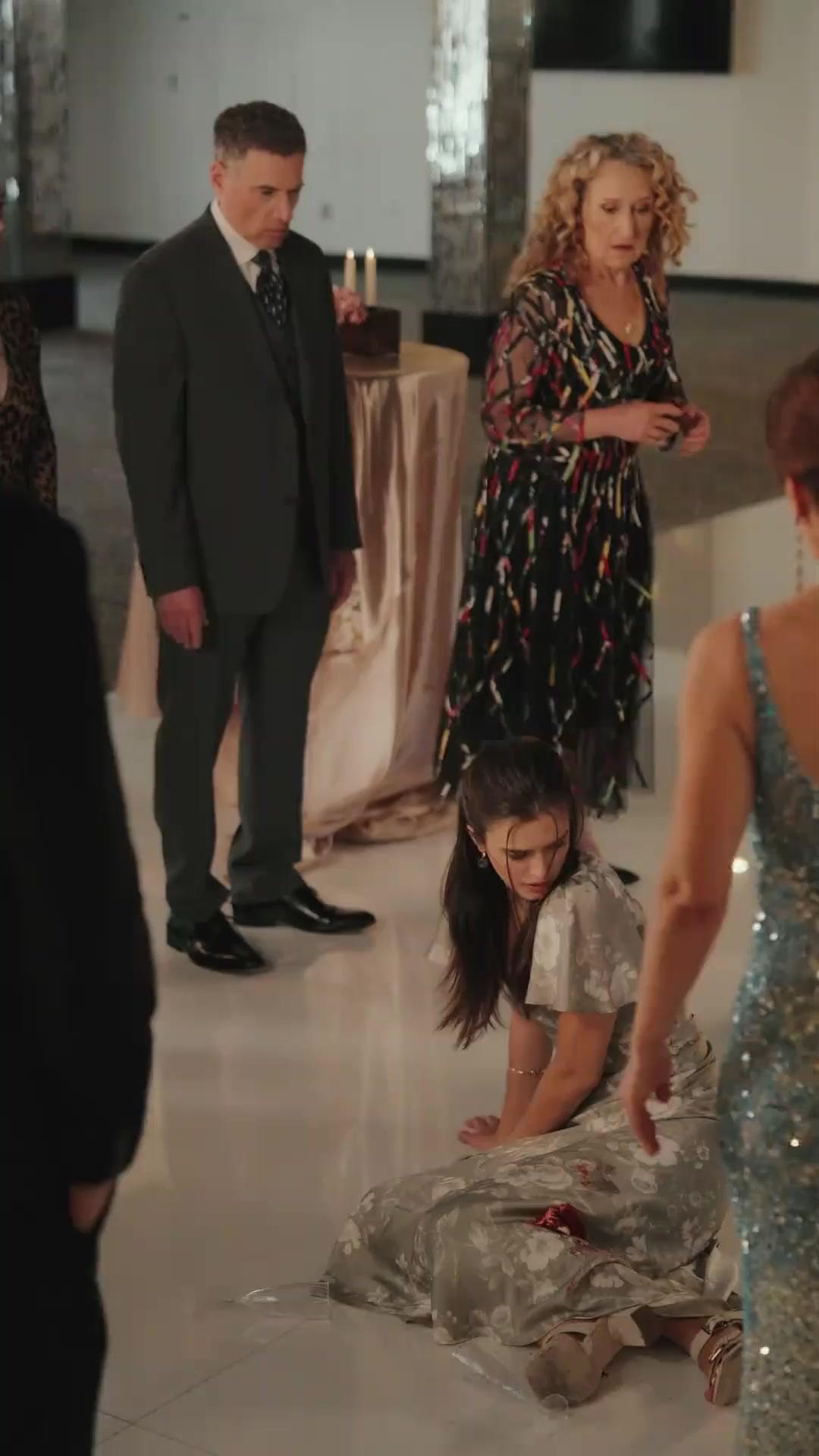 (Dublagem) A Volta da Herdeira Caída