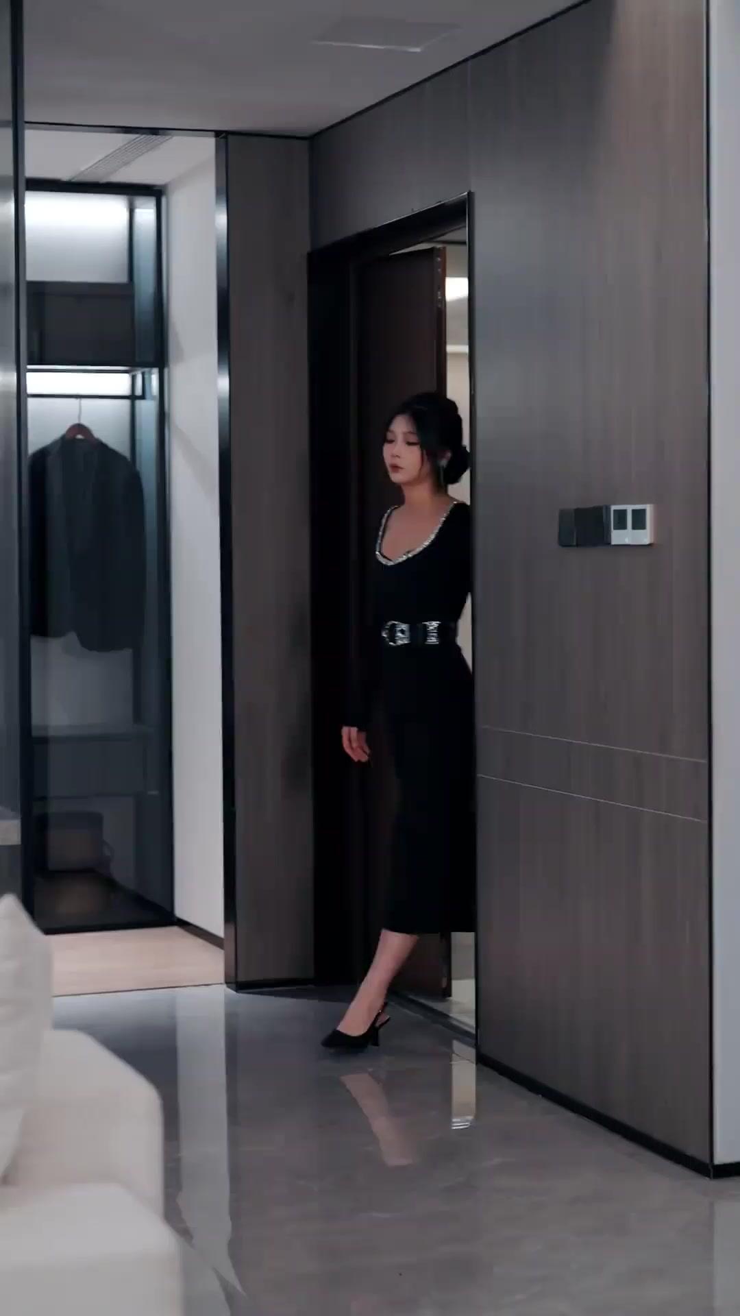 (Doublage) LE REGRET QUI NOUS LIE