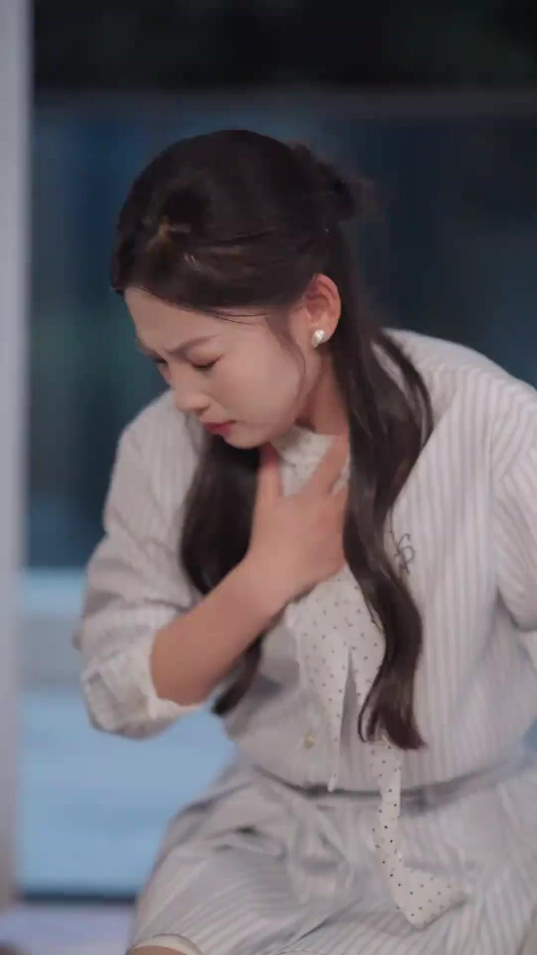 (Dublagem) O Brilho da Srta. Joana