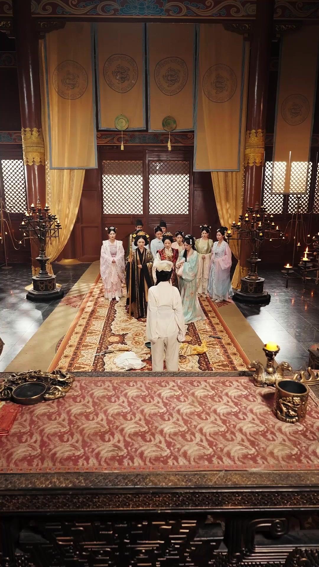 ปิ่นหงส์สลับชะตา