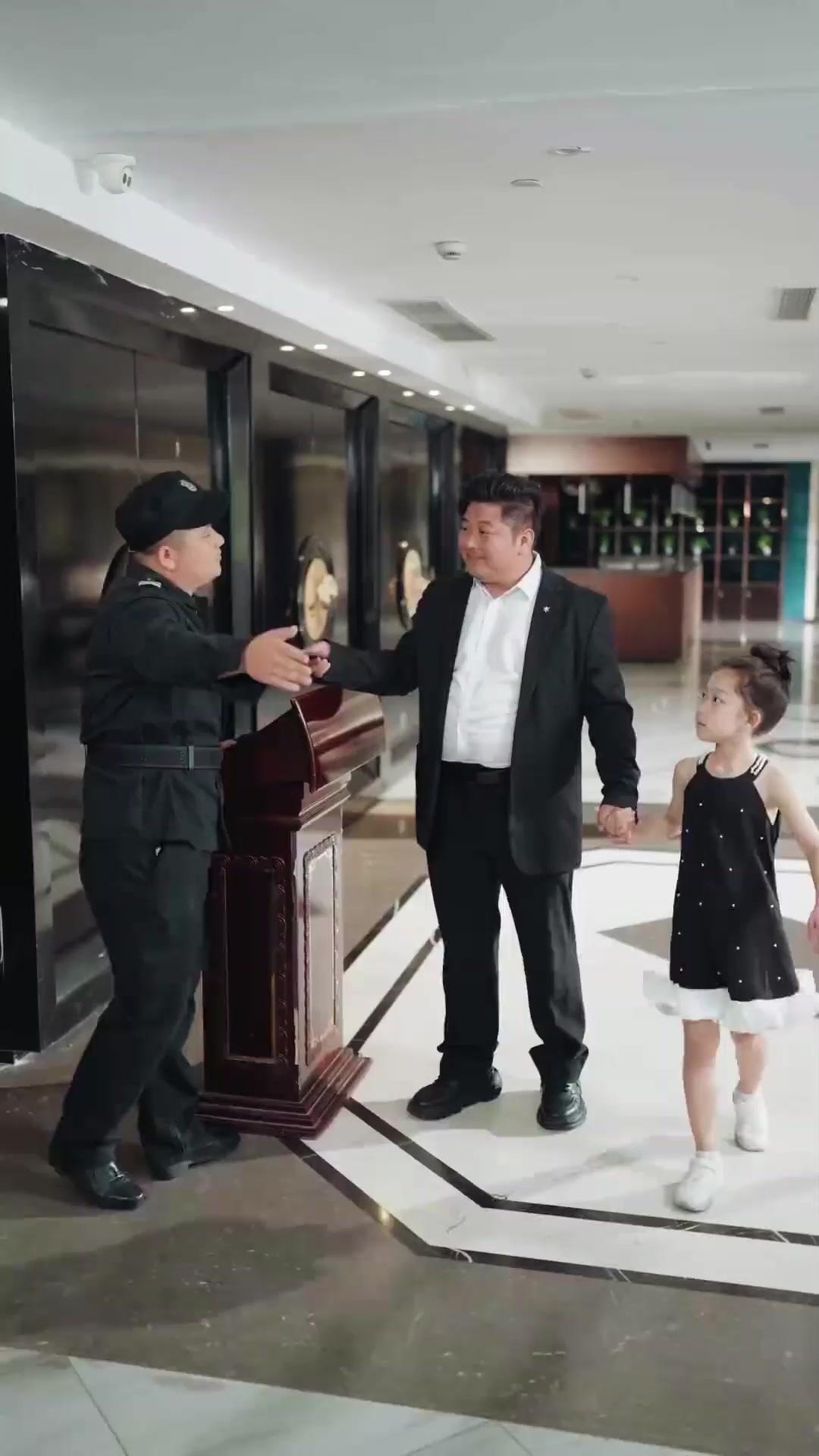 (Sulih suara) Gadis Ajaib Keuangan