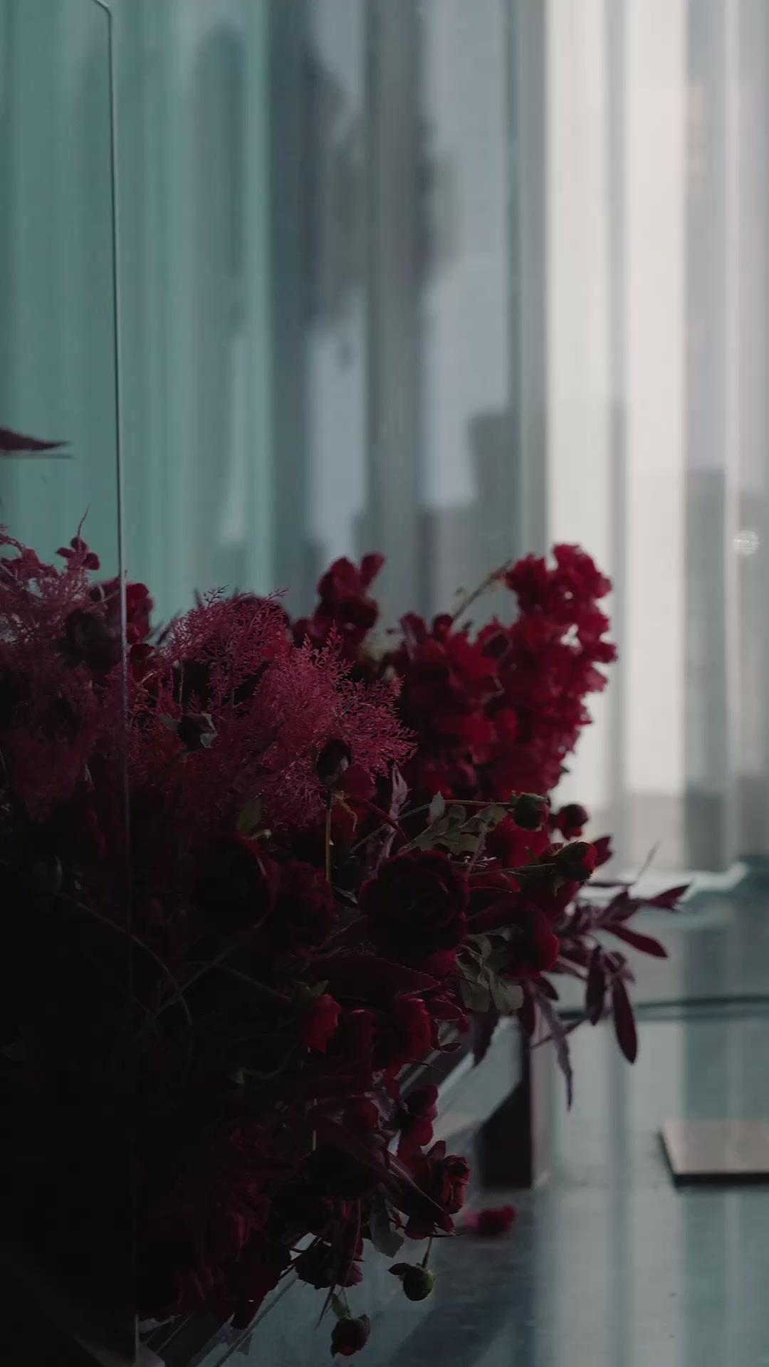 C'EST MOI LA VRAIE, DÉGAGE! 