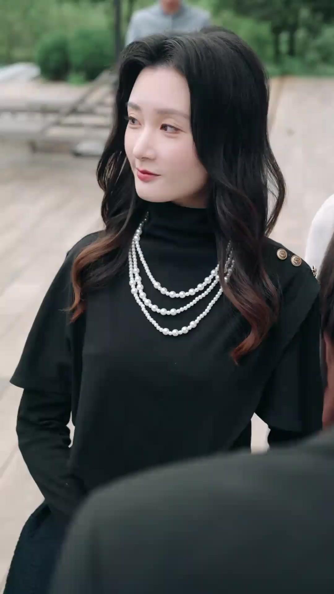 (더빙) 가시 장미, 내 손안에