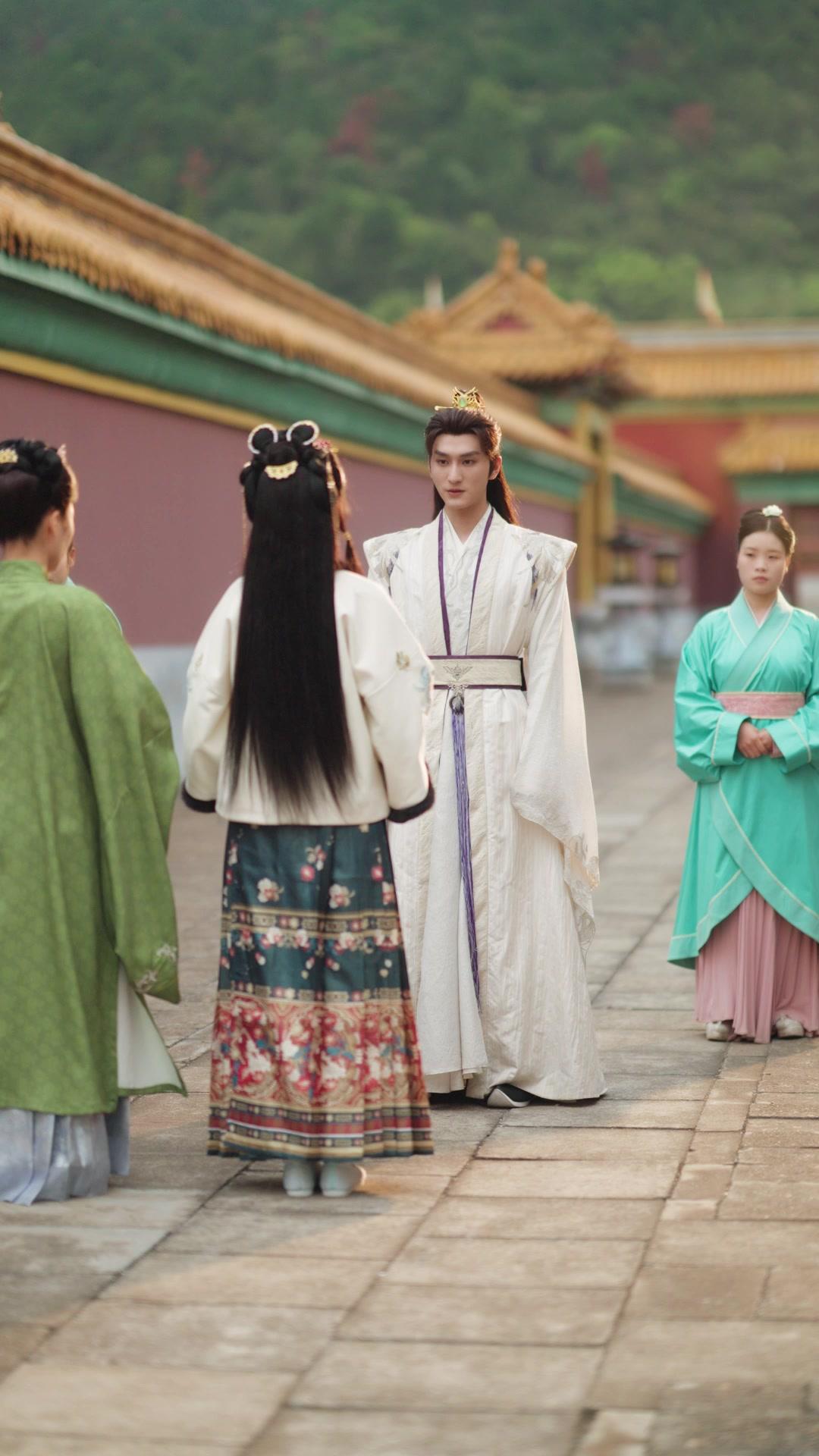 The Prince I Refused Came Crawling Back