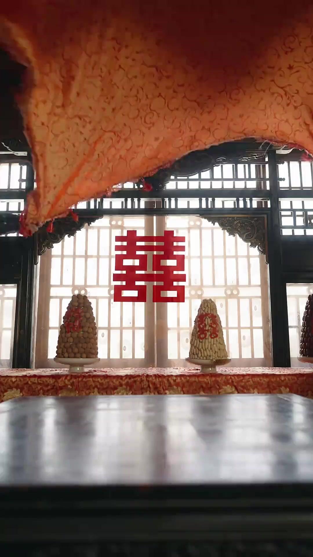 General Fell For Her Toy boy!