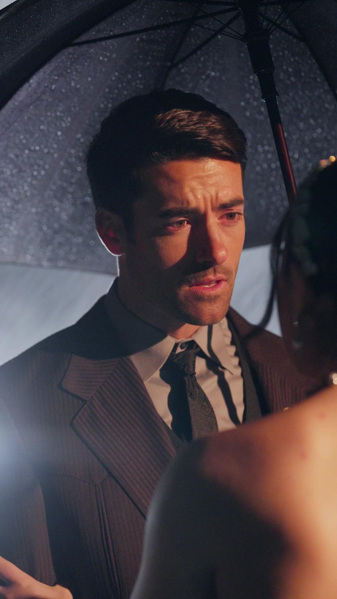 L'AMOUR BRÛLANT AU-DESSUS DES NUAGES