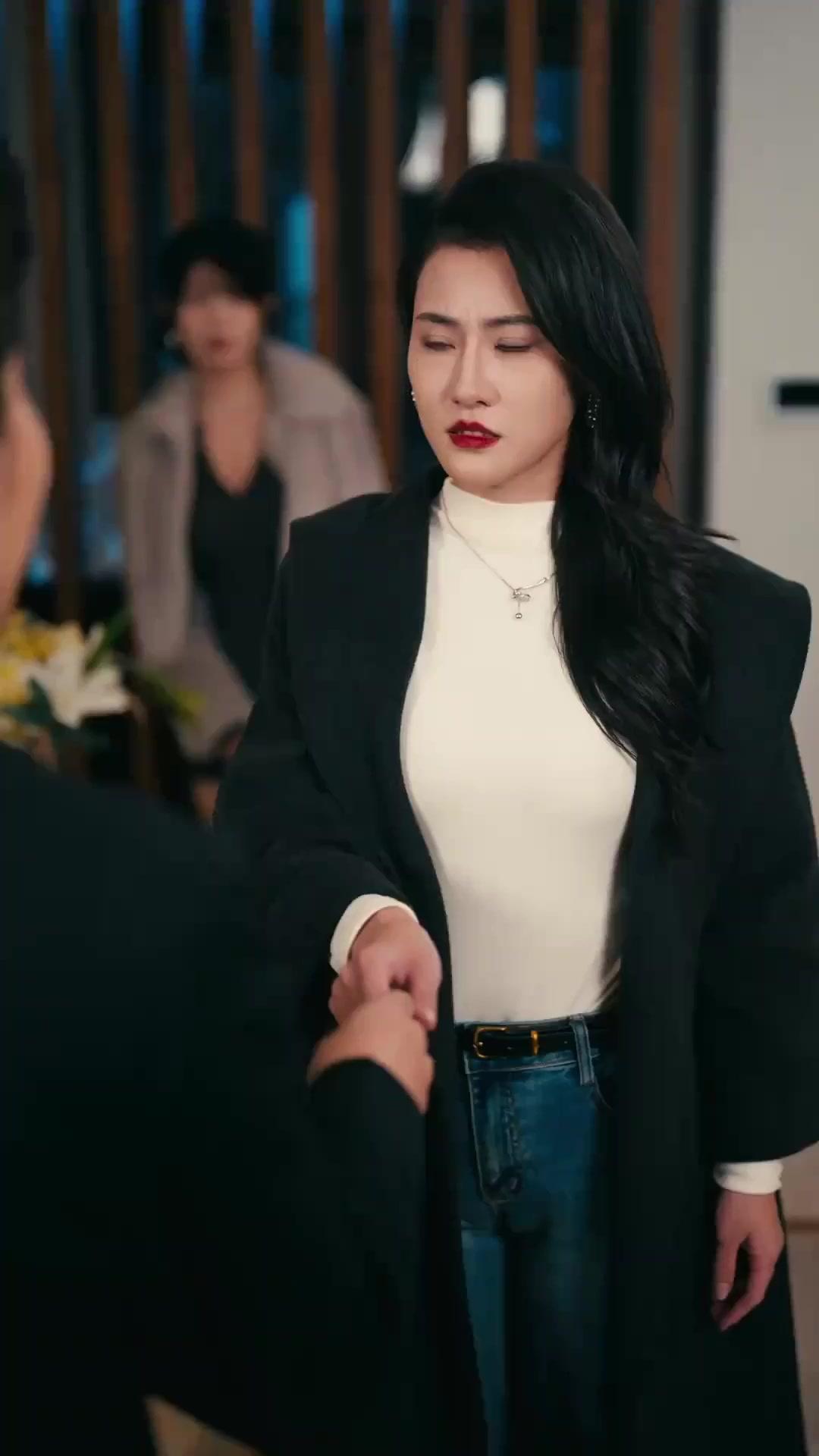 사장님, 내 몸에 손대지 마요