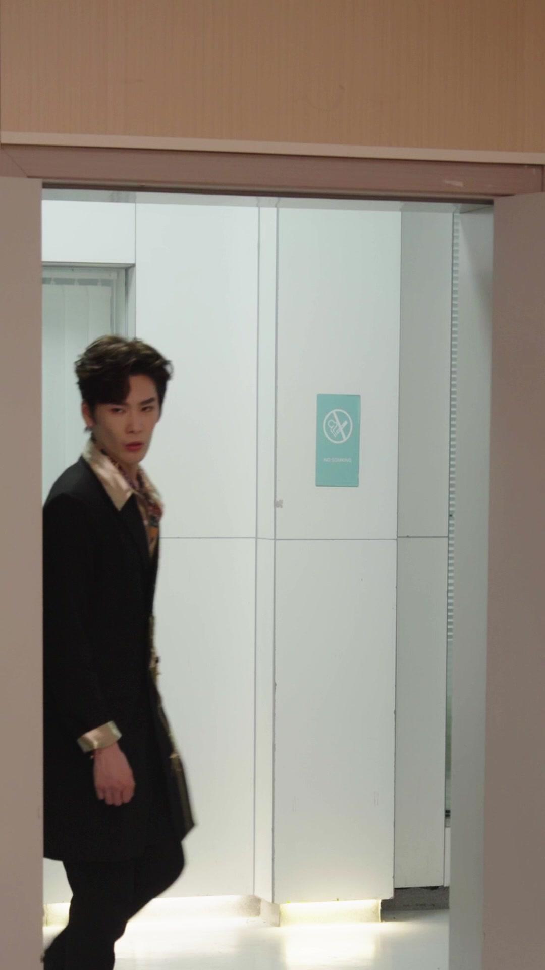 Api Dendam, Cinta yang Terkubur