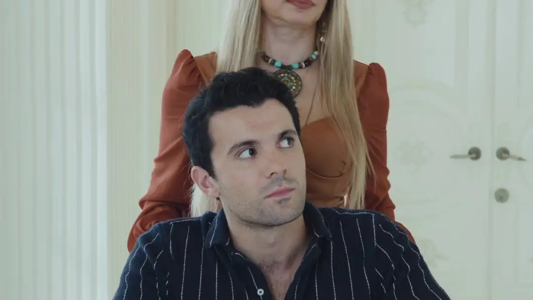 She Woke Up in the Wrong Story