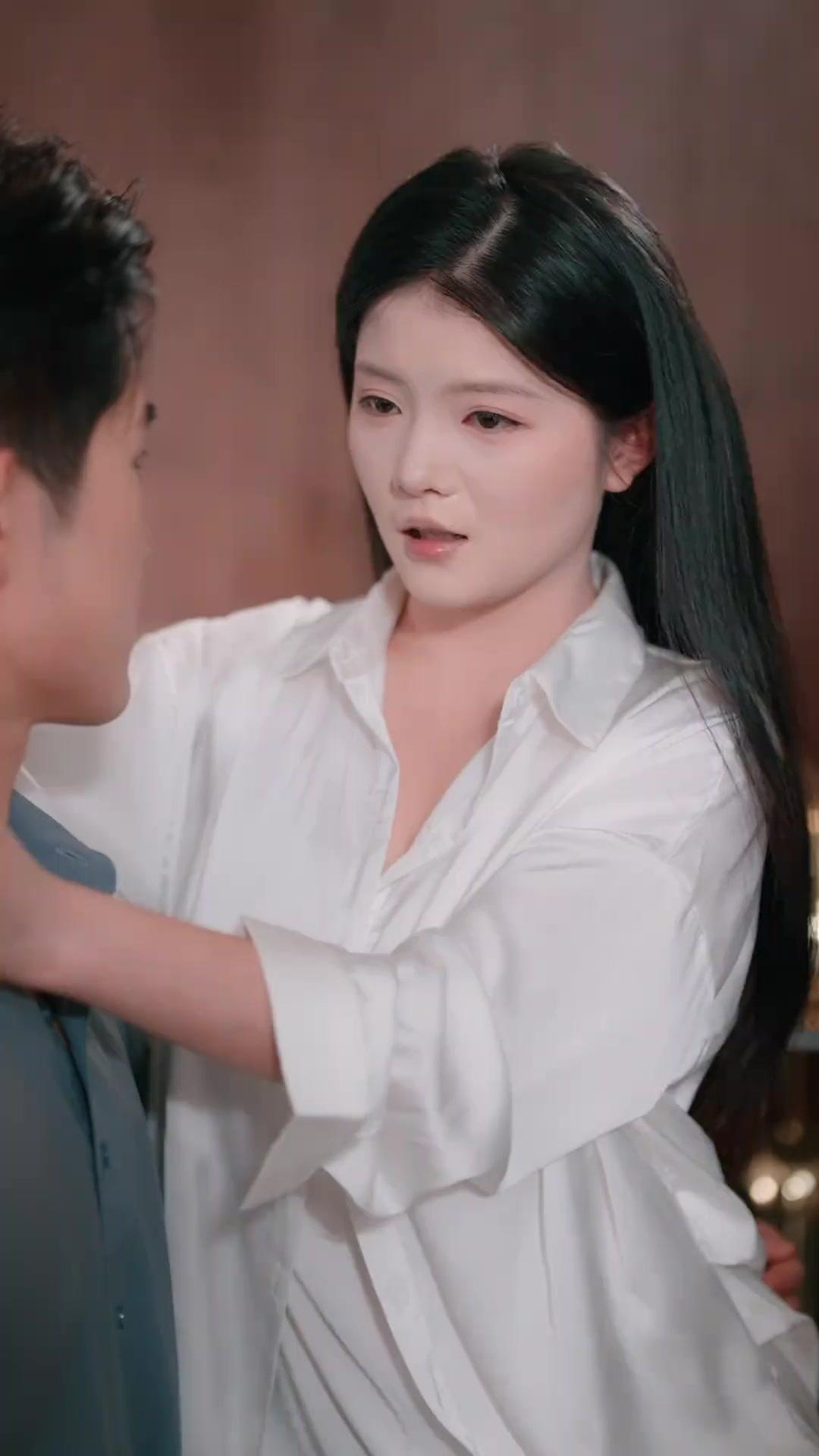 Gả Cho Kẻ Thù Của Anh