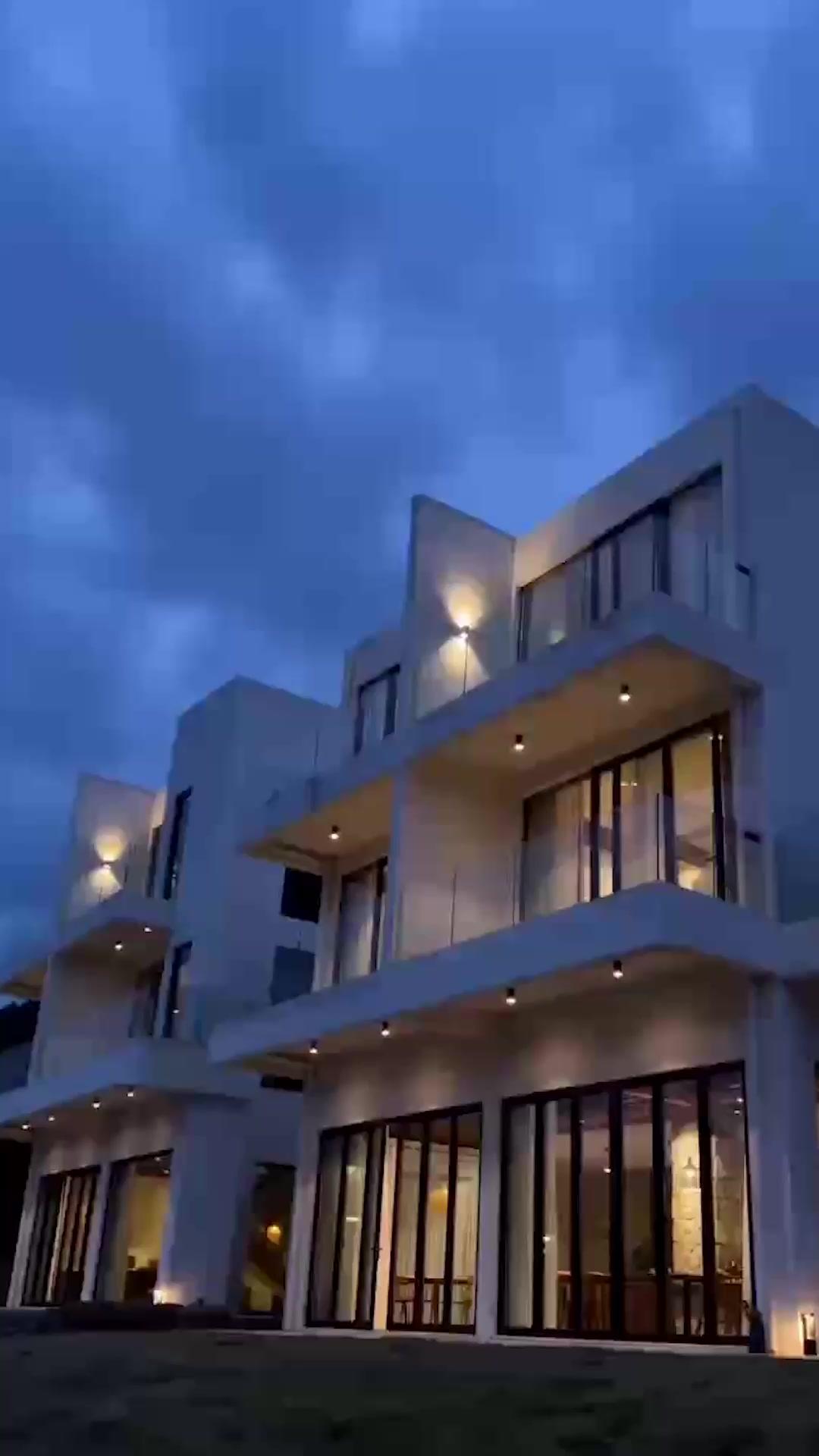 Cold Marriage, Hot Secret