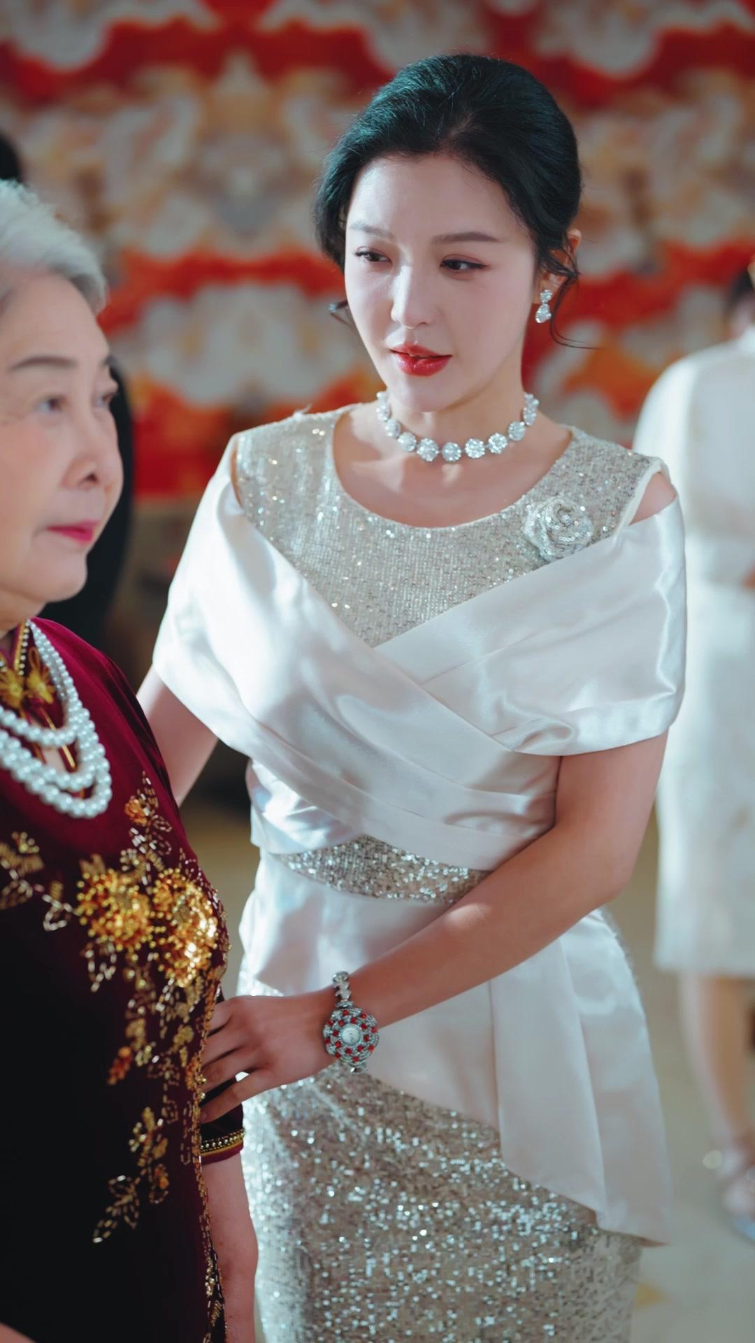 Kırk Yaşında Geri Dönen Varis