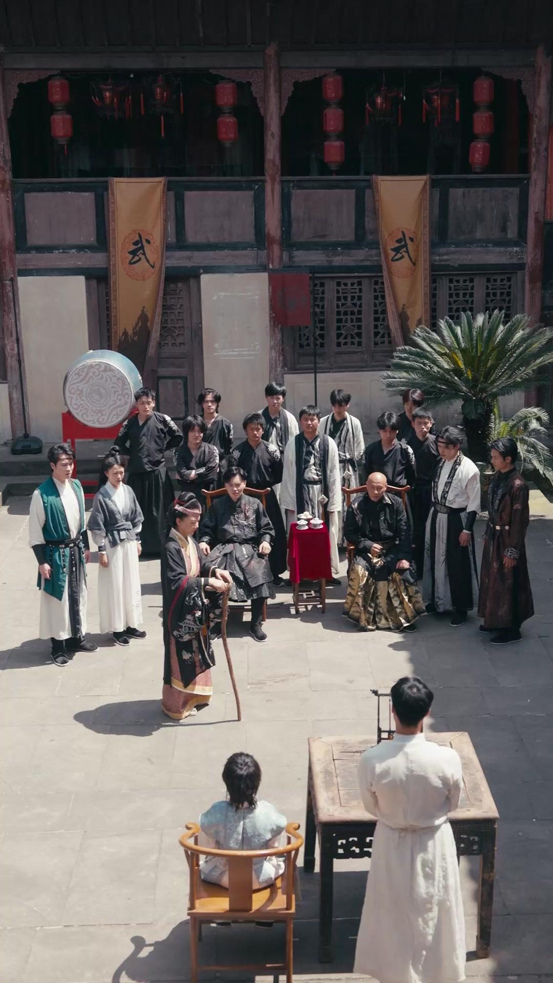 L'ENFANT SAINT TERRIBLE