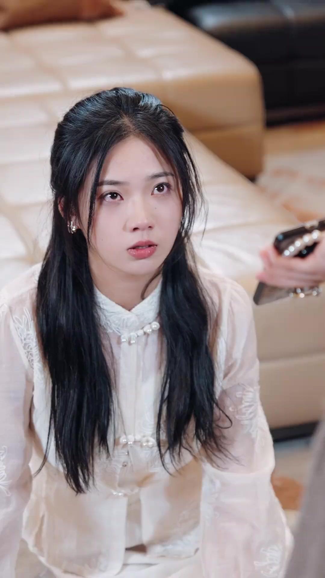 仮面の恋人たちは夜に囁く