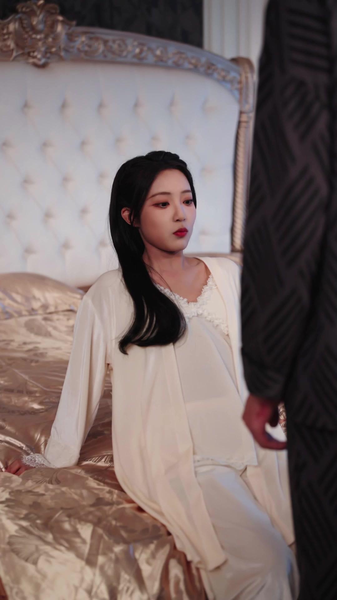 Fake Pregnancy? True Destiny!