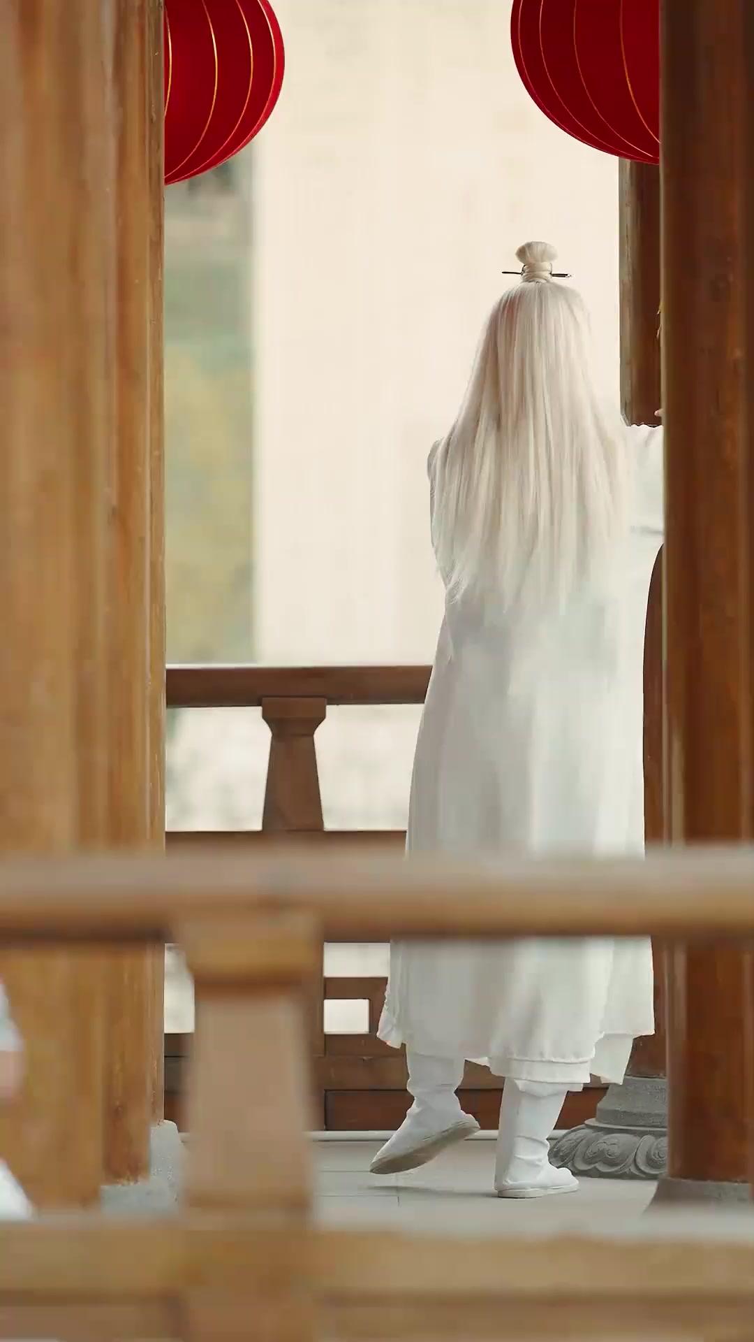 (Sulih suara)Ikan Asin Jadi Naga Pengguncang Langit