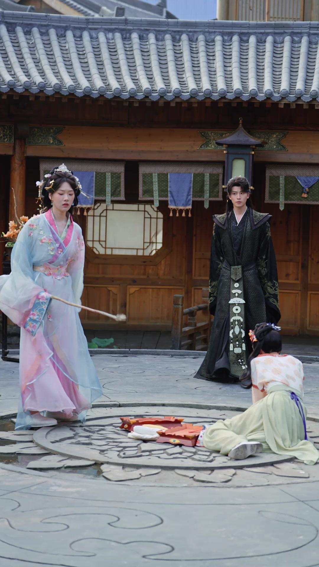 His Blade, Never His Bride