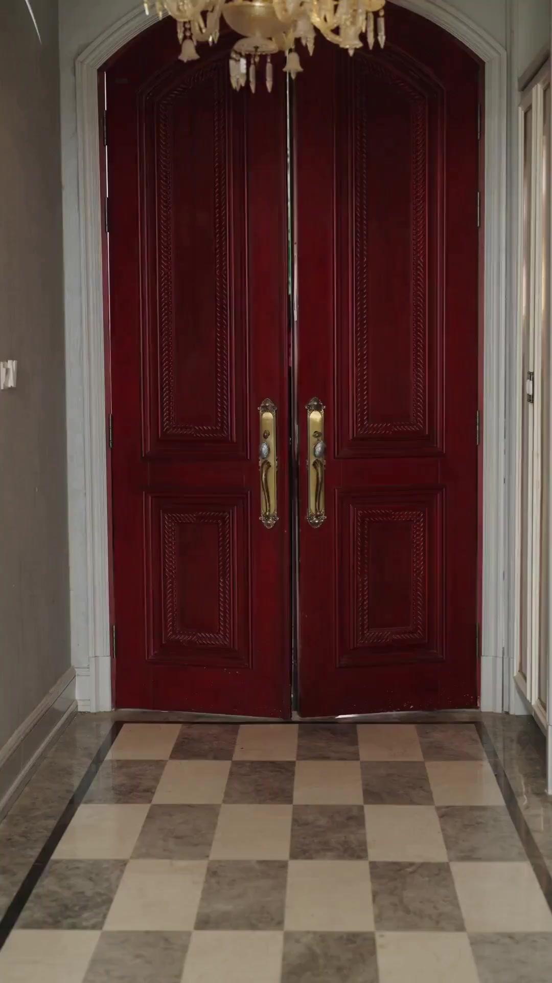 (Dublagem) Cheguei para Arrumar Essa Bagunça