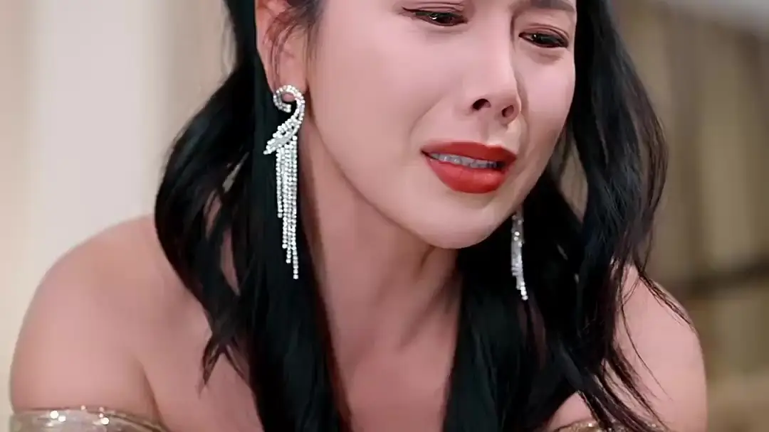 When the Staircase Screams Louder Than Words