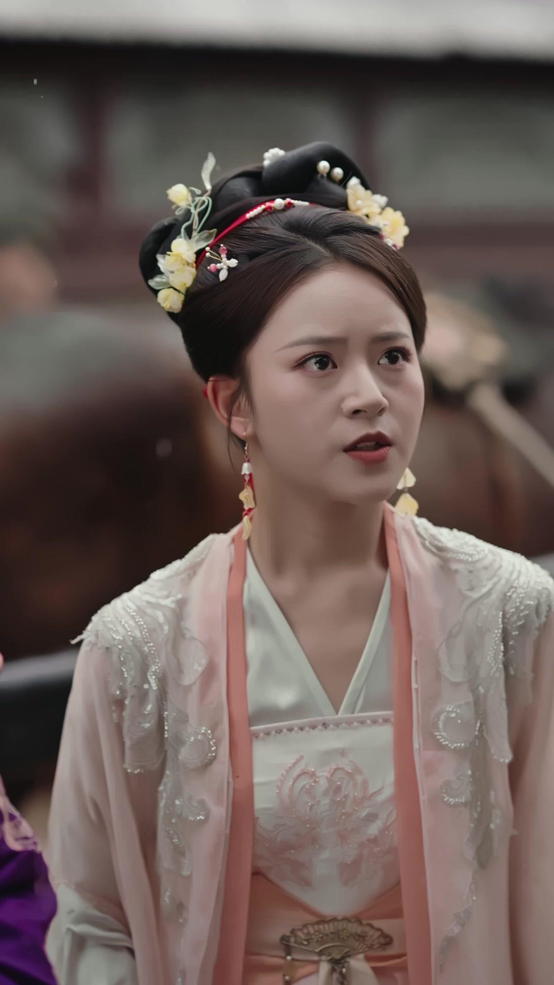 Putri Bangkit, Raja Lahir