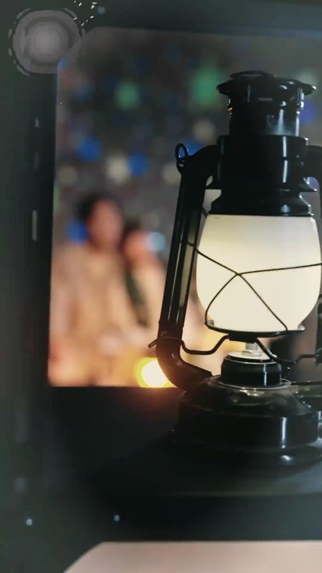 Cha Ơi, Con Đau Lắm!