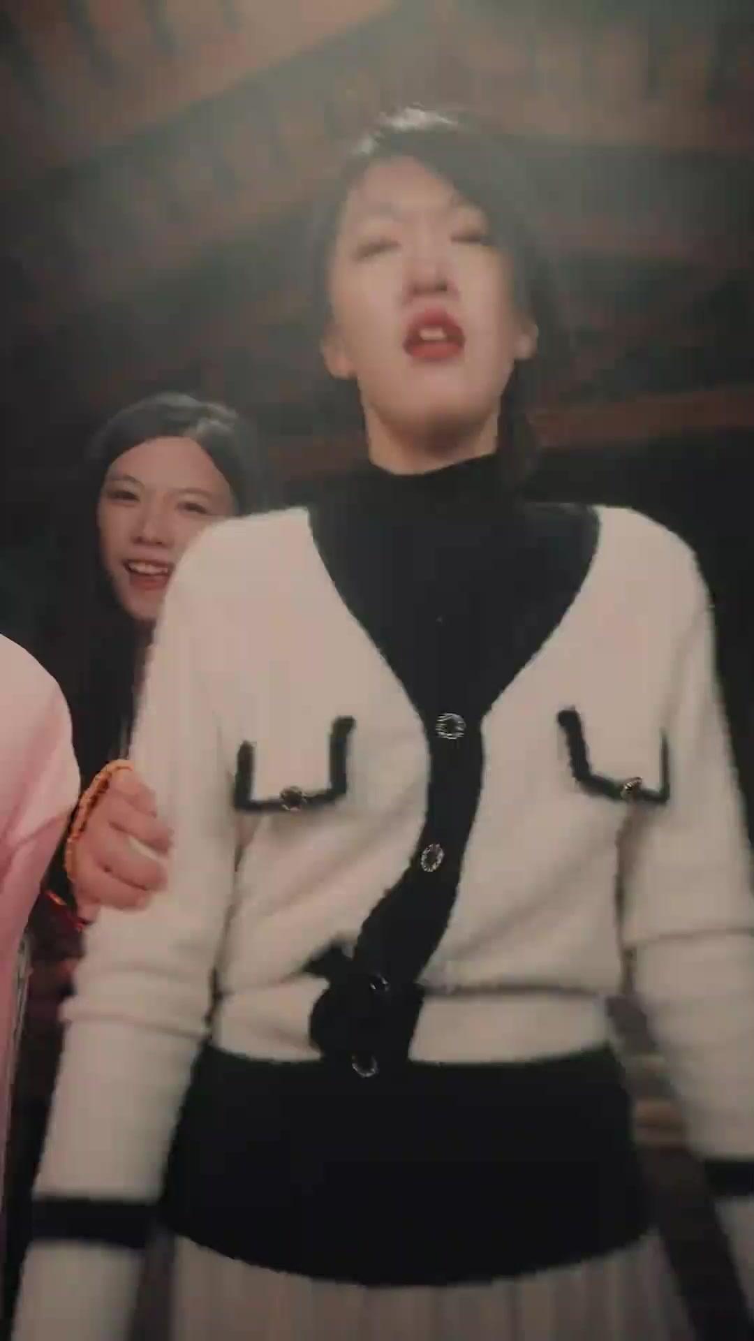 (พากย์เสียง) เลิกปลอมแล้ว ฉันคือนางเอกตัวแม่