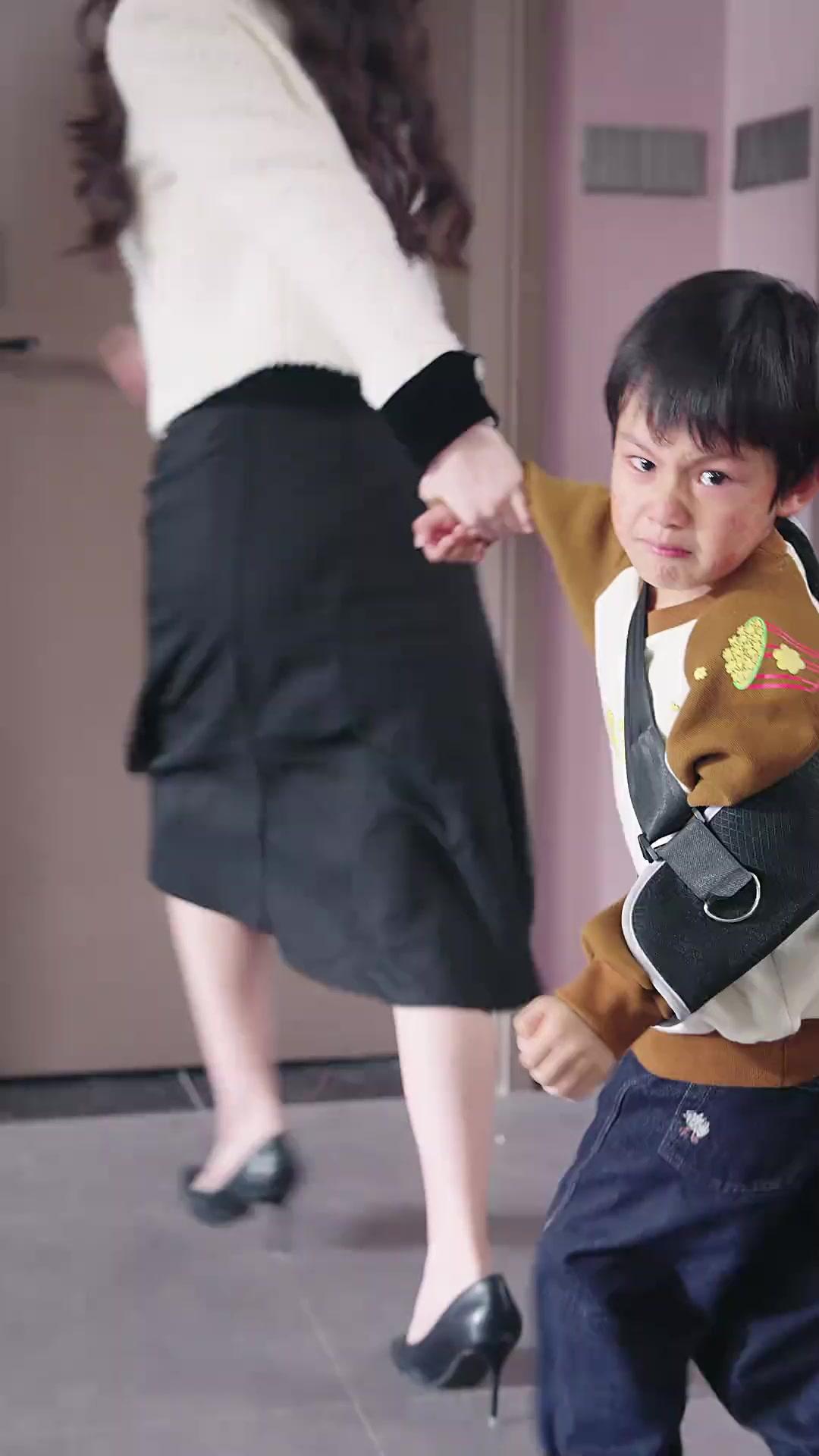 (مدبلج)زوجة القدر الحامل.. مدللة من زوجها الثري