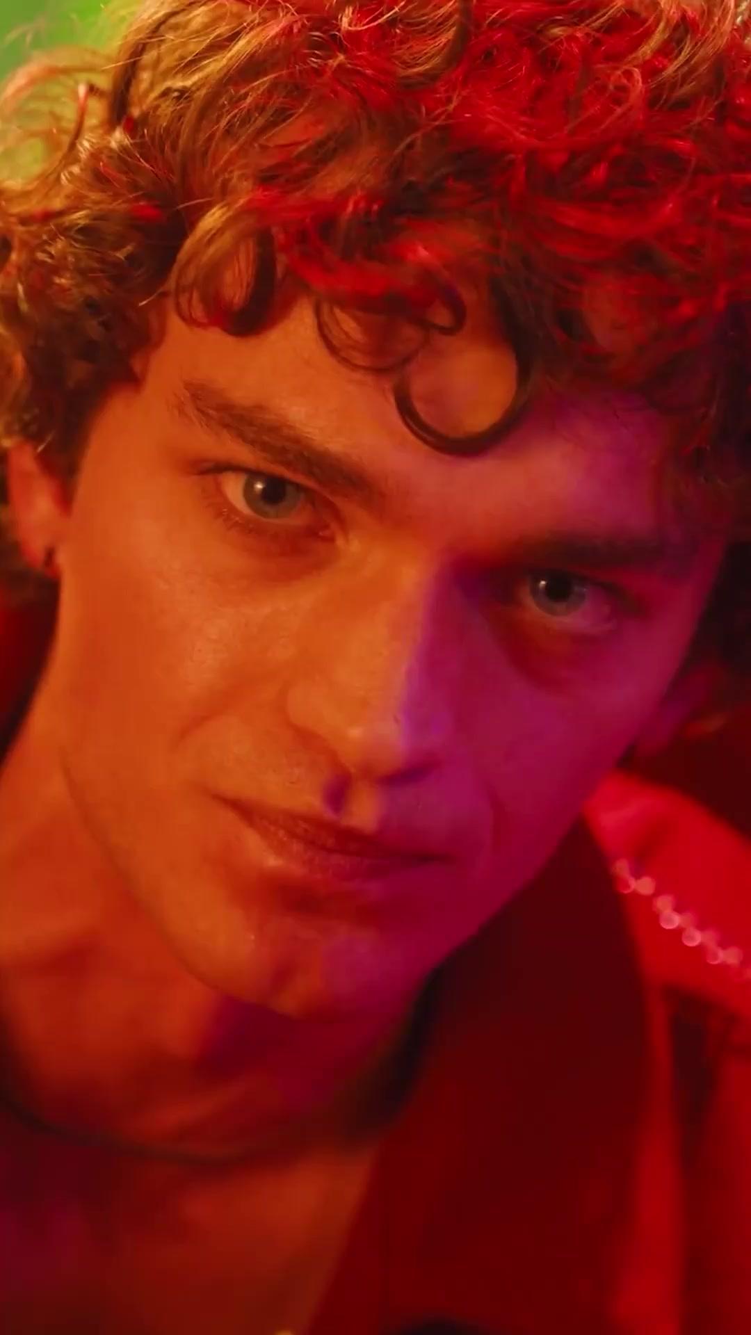 (Dublajlı) Koca Takası Oyunu