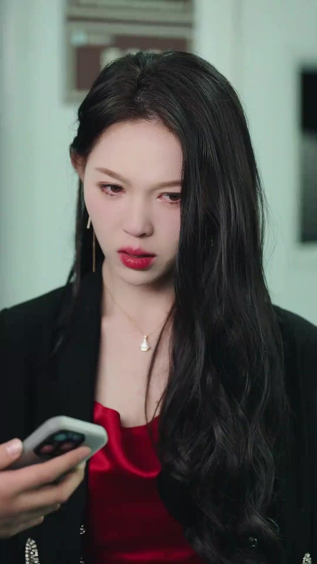 (吹き替え) 裏切り者の声はもう届かない