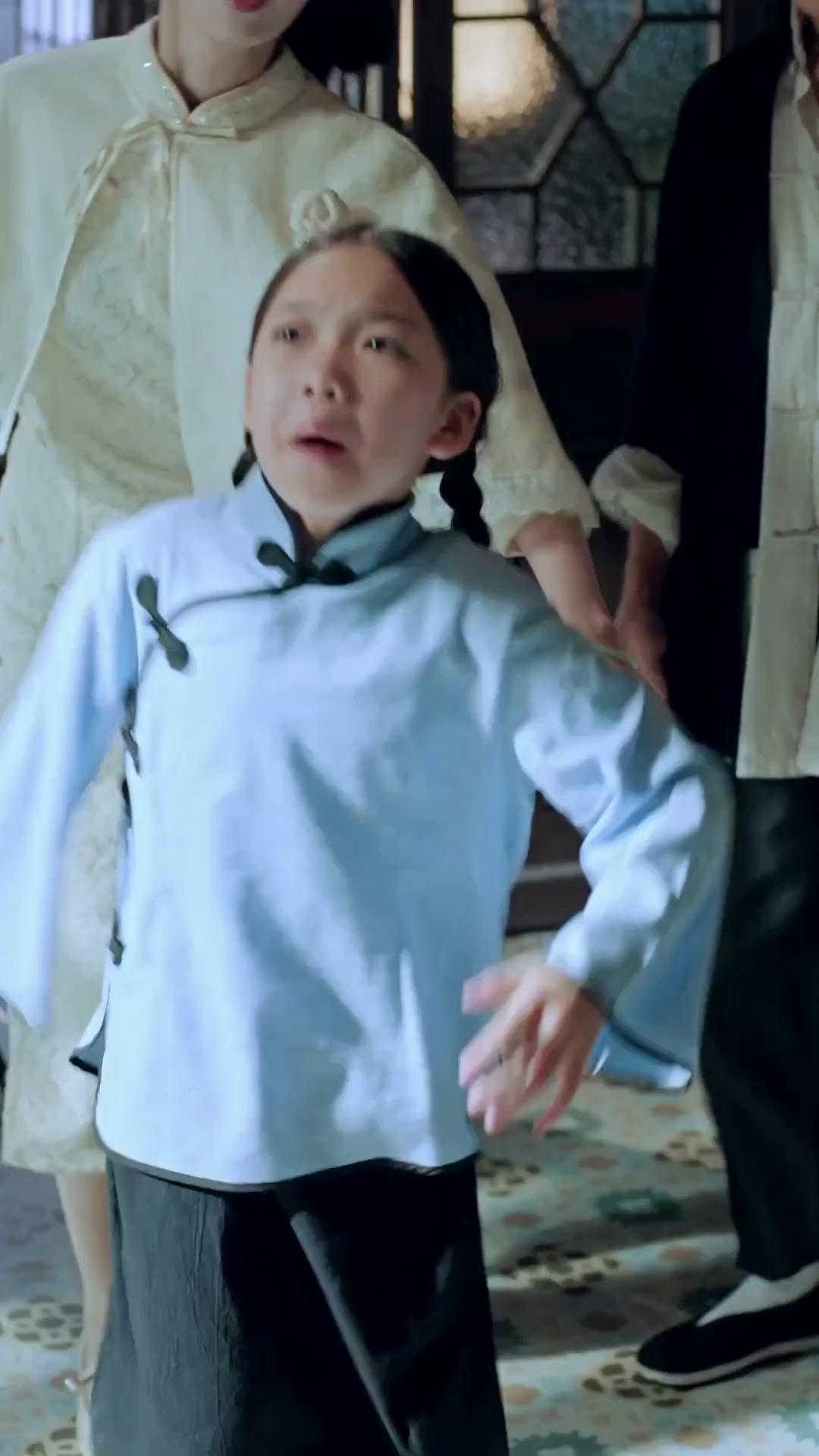 (مدبلج) حين ينهض الظل