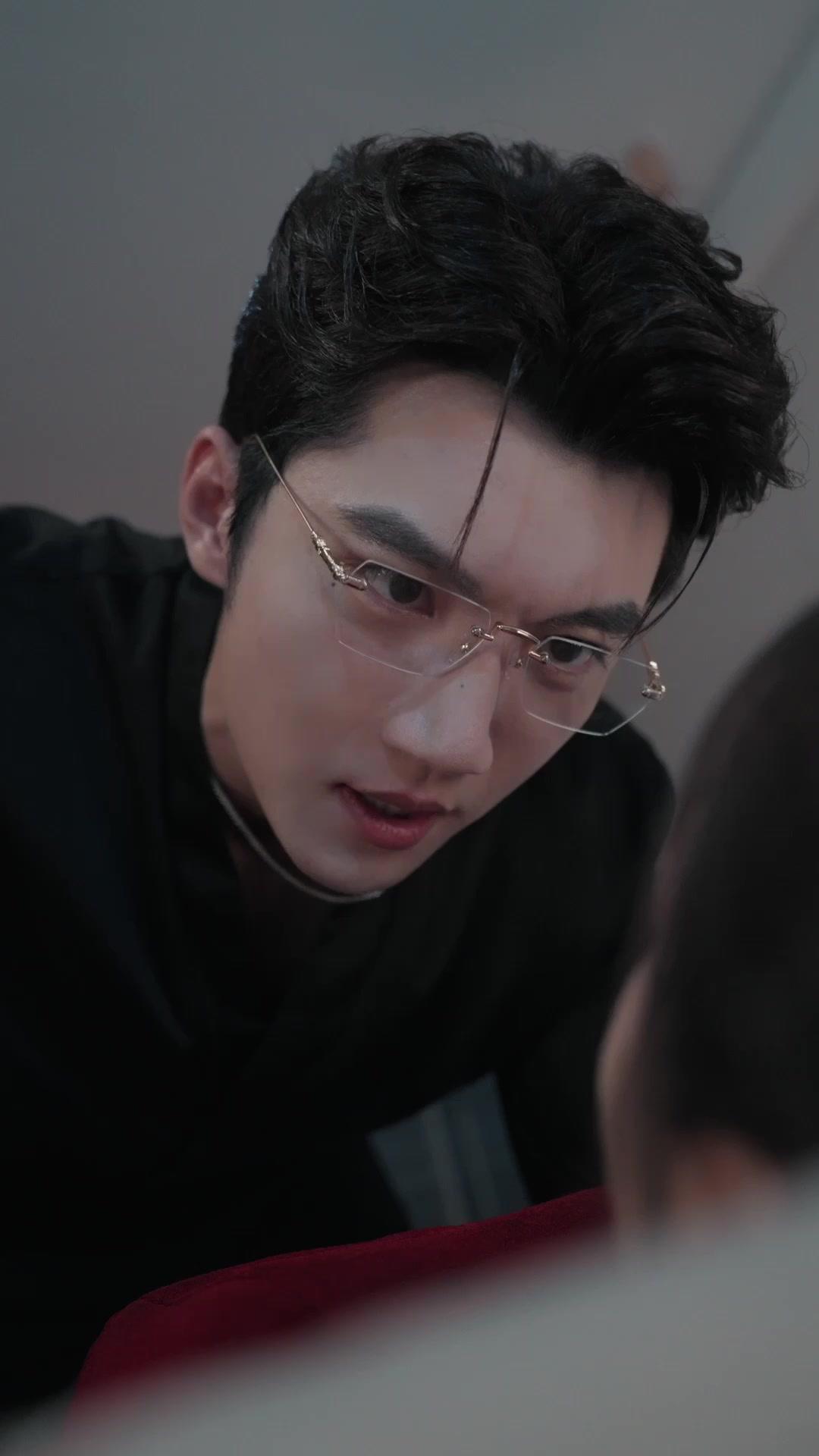 My Ex's Uncle... Is Obsessed With Me?