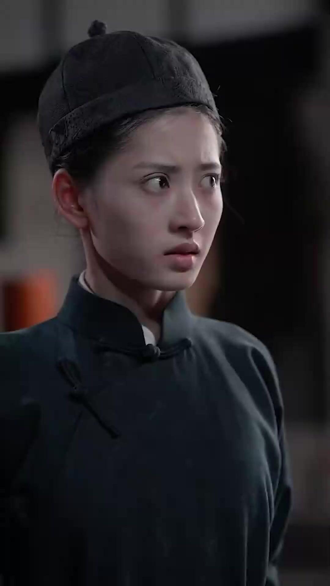 Pugni di Ferro - Chiara Romano Invincibile