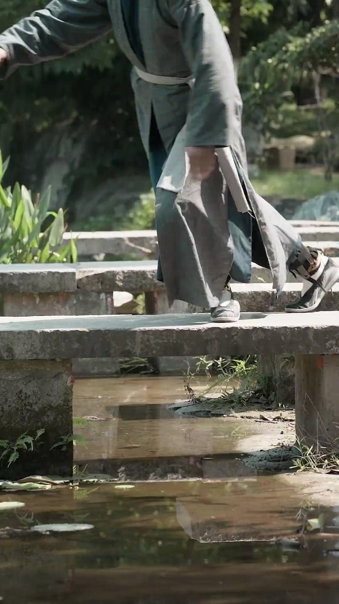 (Doblado)Leyenda de un hijo bastardo