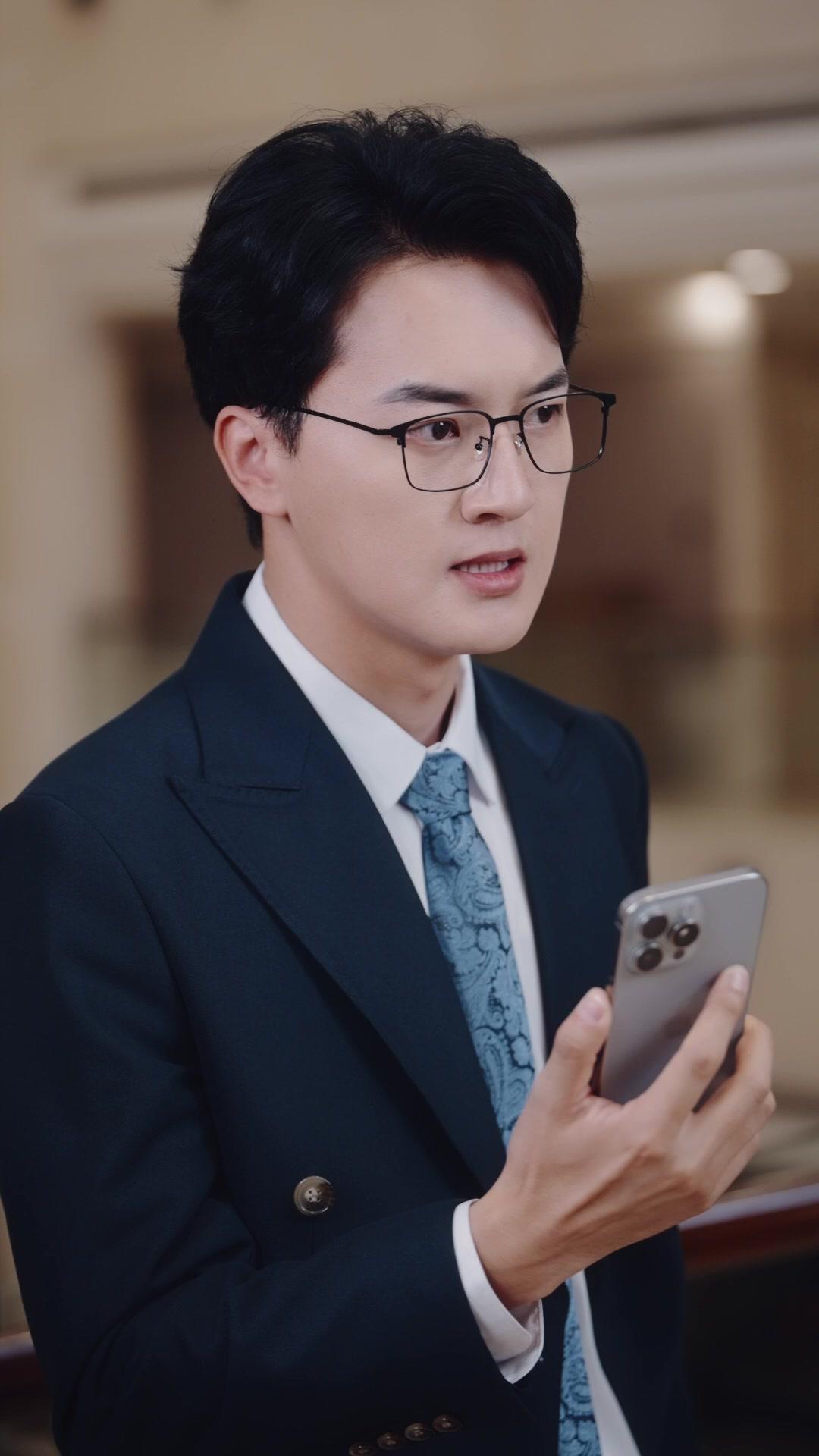 Seragam Perang di Balik Apron